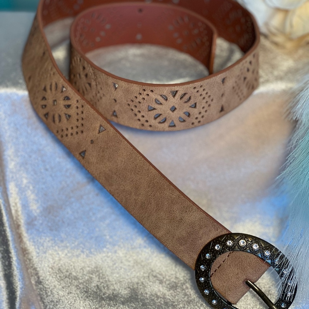 Chic Tan Perforated Belt with Rhinestones on Buckle - Picture 3 of 16